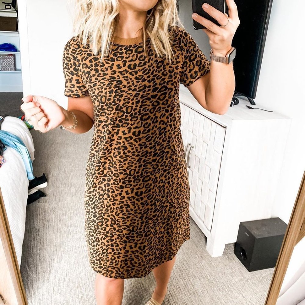 Leopard T-shirt dress